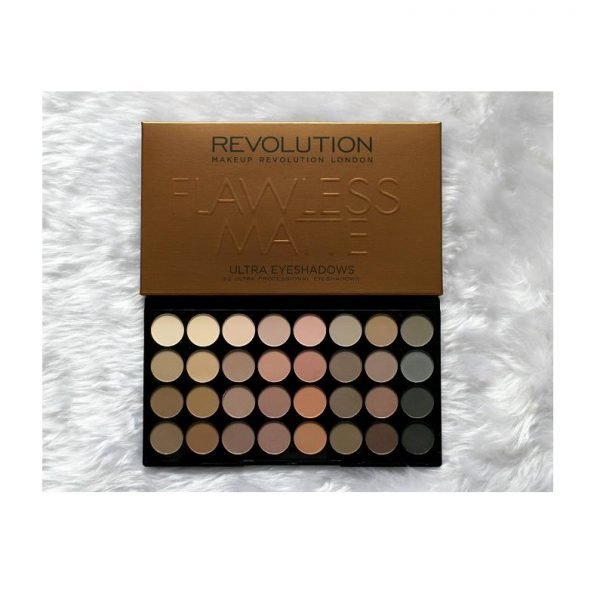Revolution FLAWLESS MATTE 1217