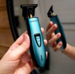 TRIMMER SUPRPEME T SHAPER DLC LIGHT BLUE